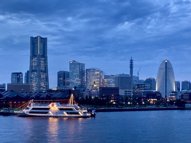 夕暮れの横浜港20260114